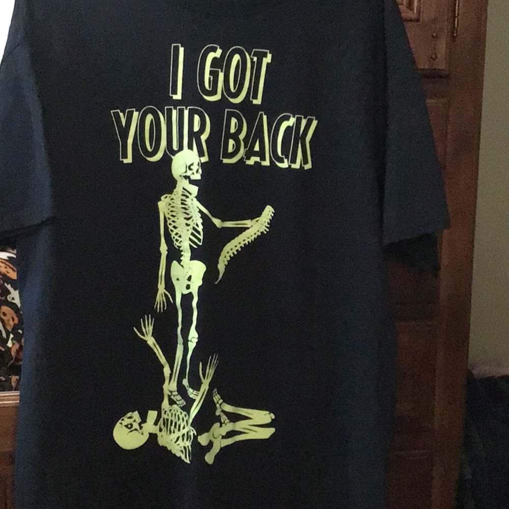 Halloween shirt  22” armpit to armpit no rips or tears Boutique unique